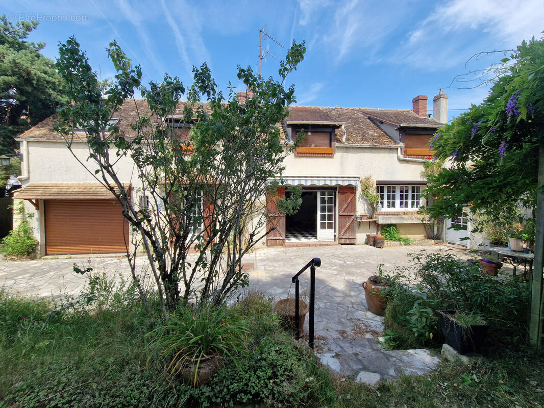 Maison à JOUARS-PONTCHARTRAIN