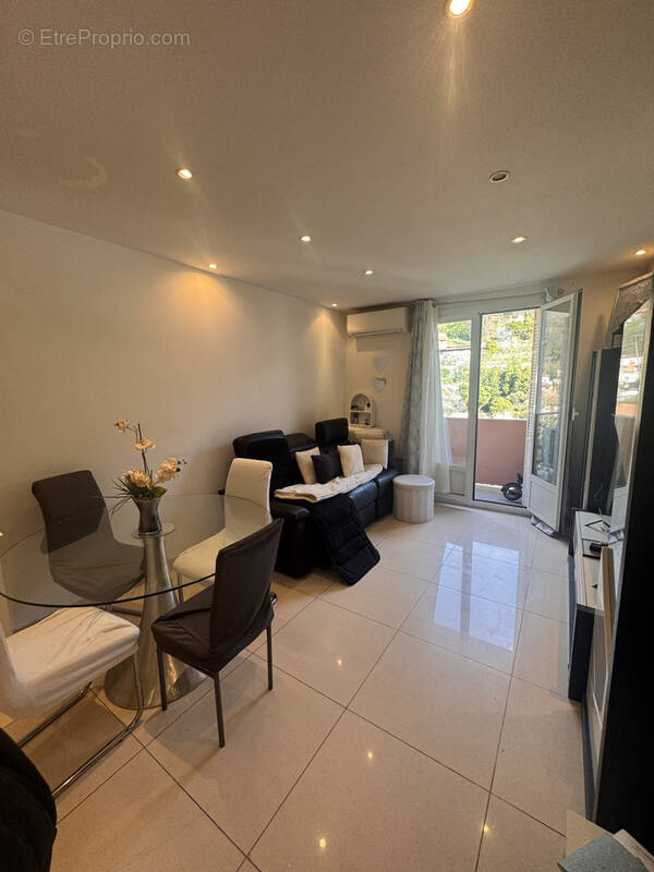 Appartement à MENTON