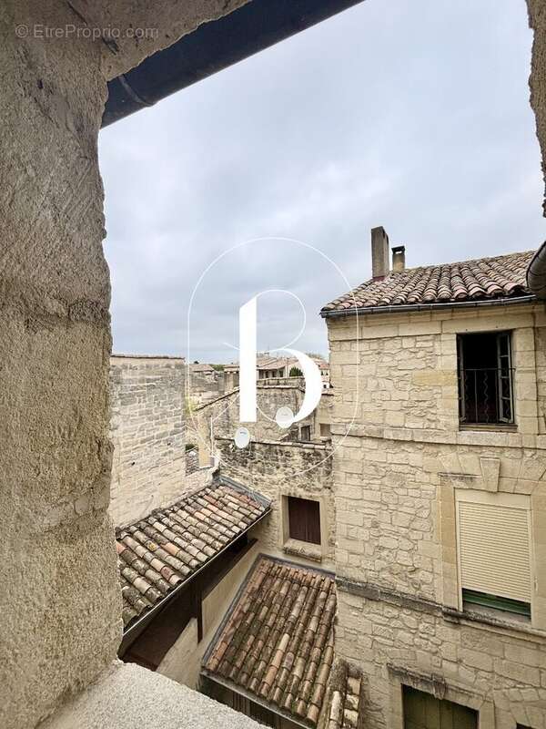 Appartement à UZES