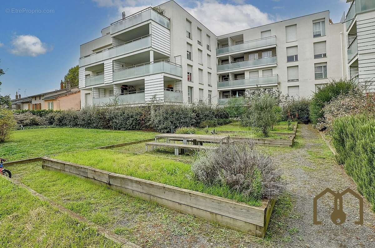 Appartement à VAULX-EN-VELIN