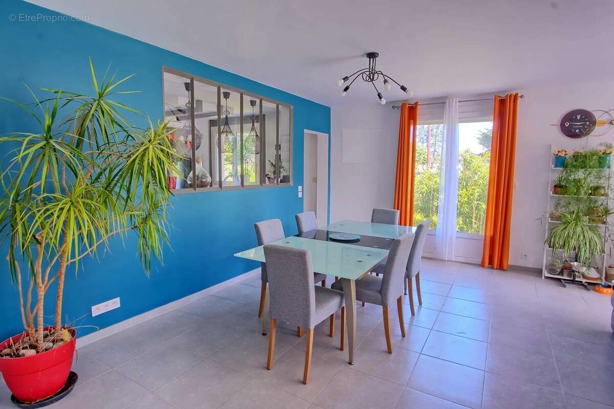 Maison à LANGRUNE-SUR-MER