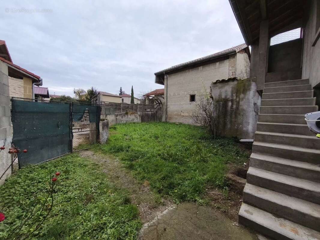 Maison à CHATILLON-SAINT-JEAN