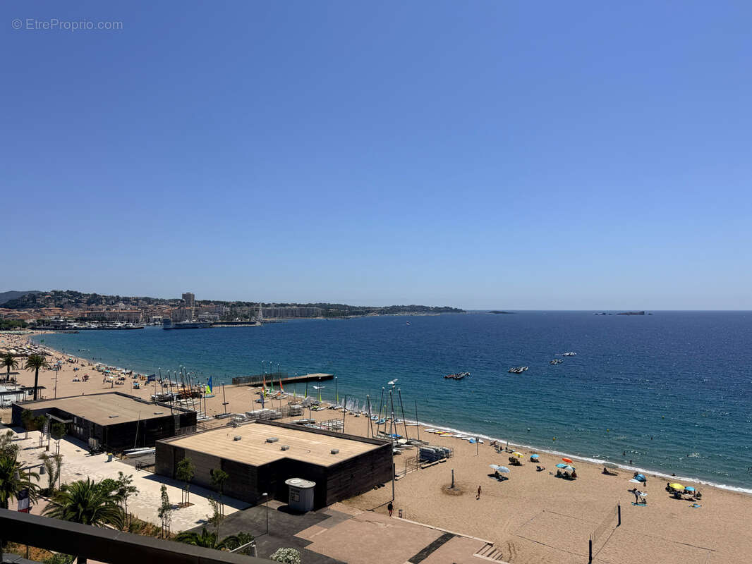 Appartement à FREJUS