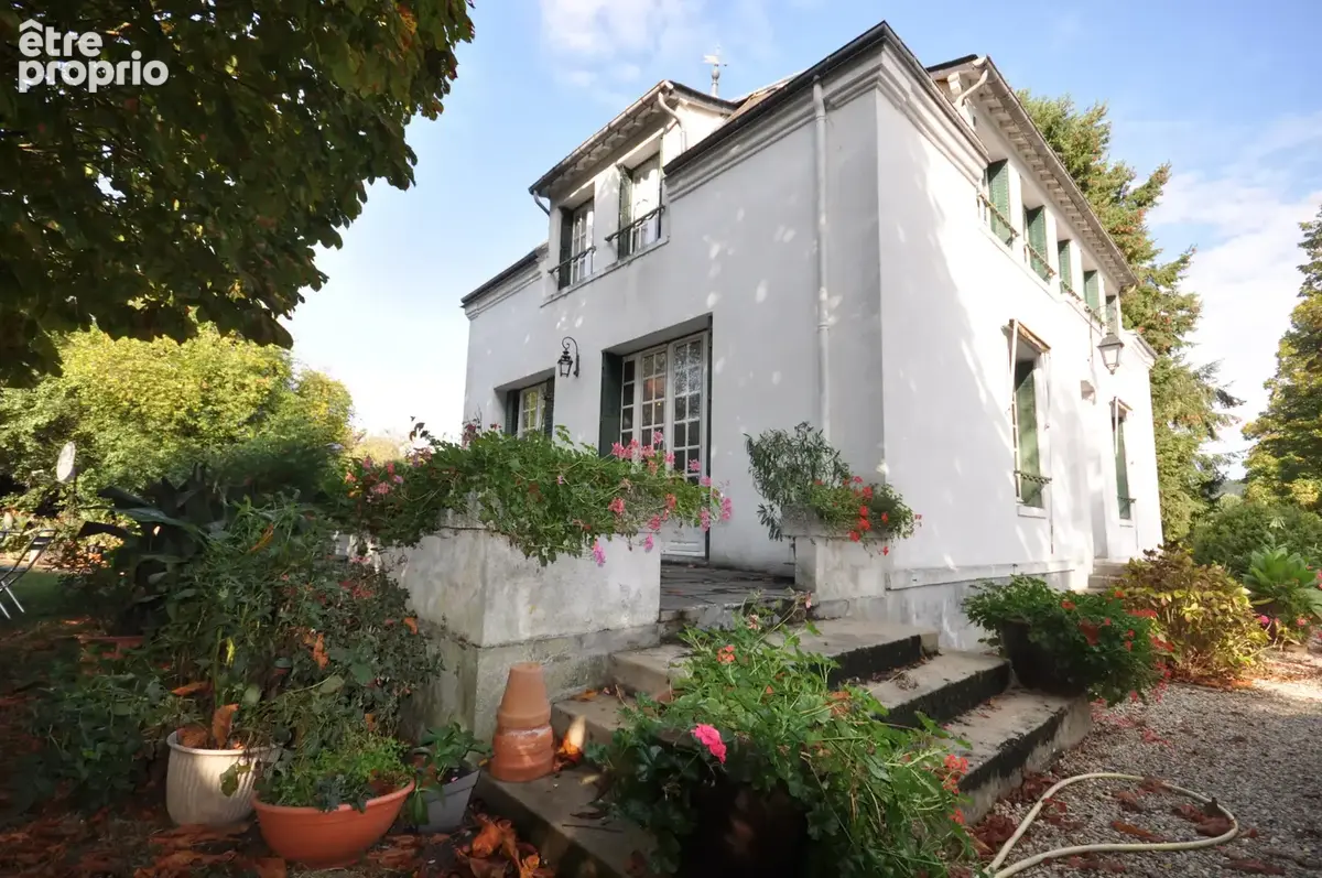 MAISON de Maître de 1892 - 166 m2 - 6 pcs - photo 2