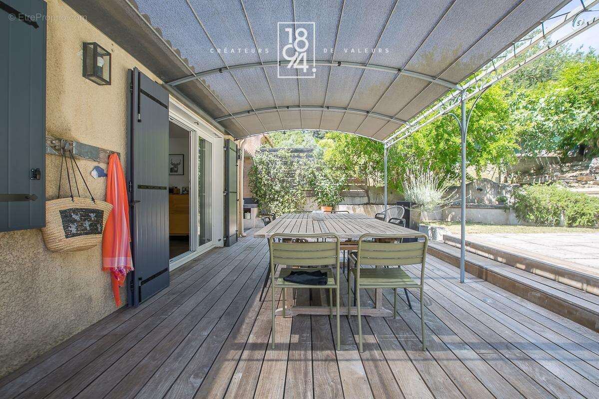 Maison à MARSEILLE-11E