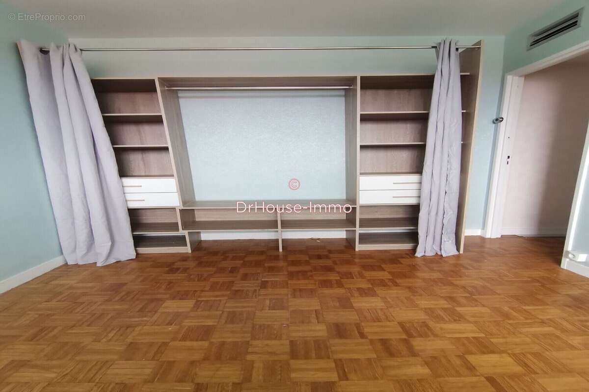 Appartement à NEUILLY-SUR-MARNE