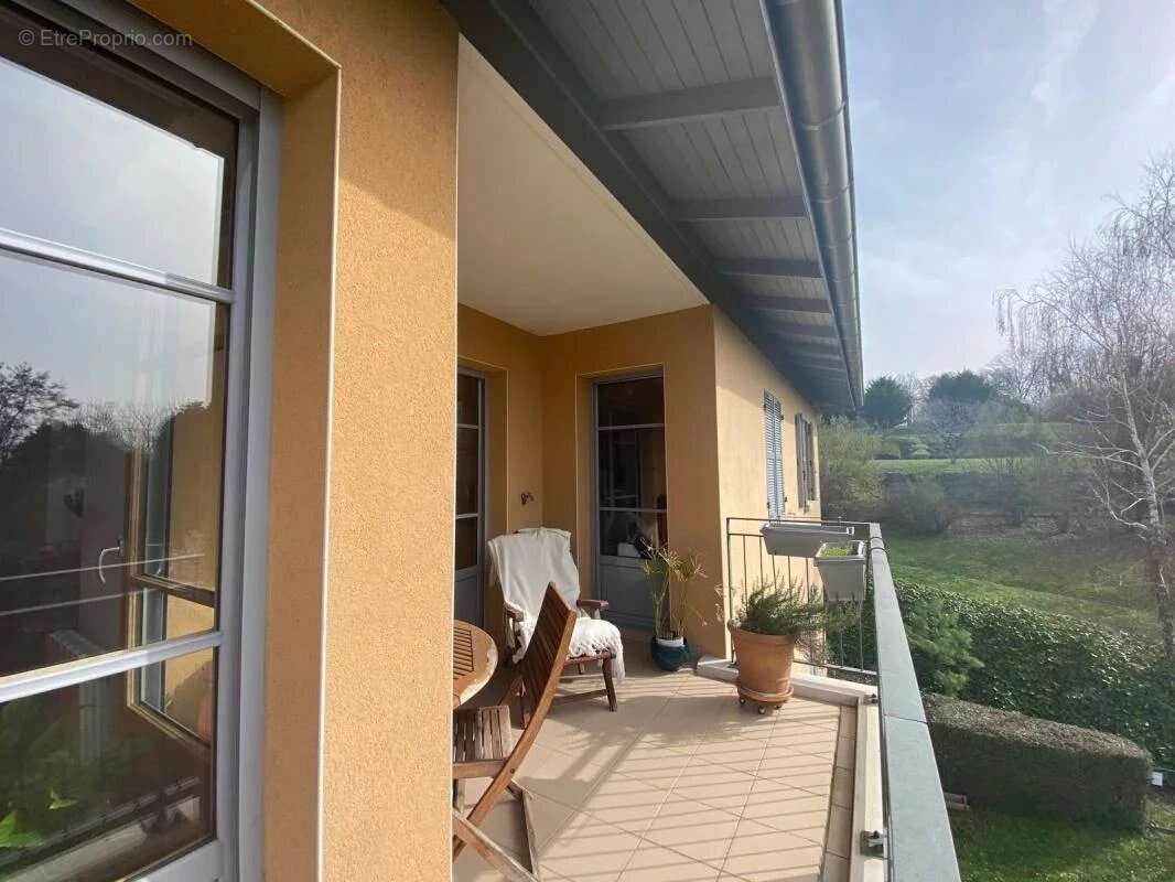 Appartement à SAINT-DIDIER-AU-MONT-D'OR