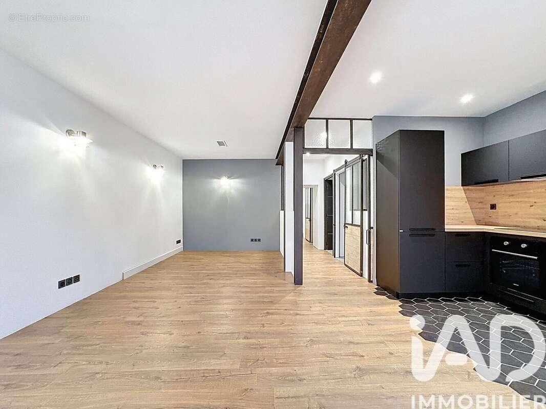 Photo 4 - Maison à MONTBAZIN