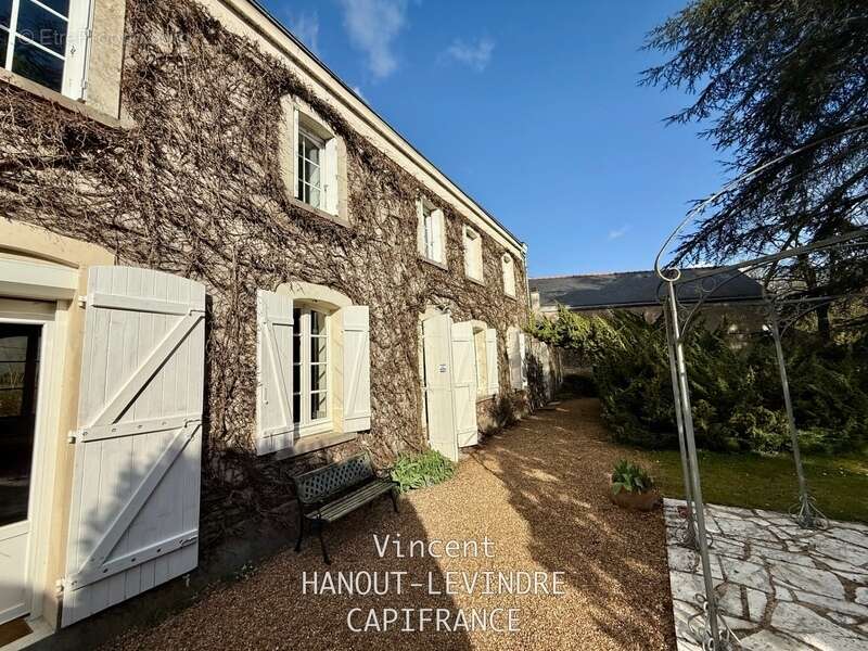 Maison à ETRICHE