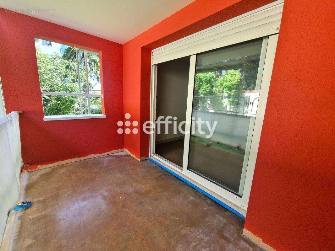Appartement à SAINTES