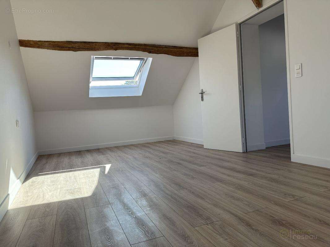 Maison à NEUILLY-EN-THELLE