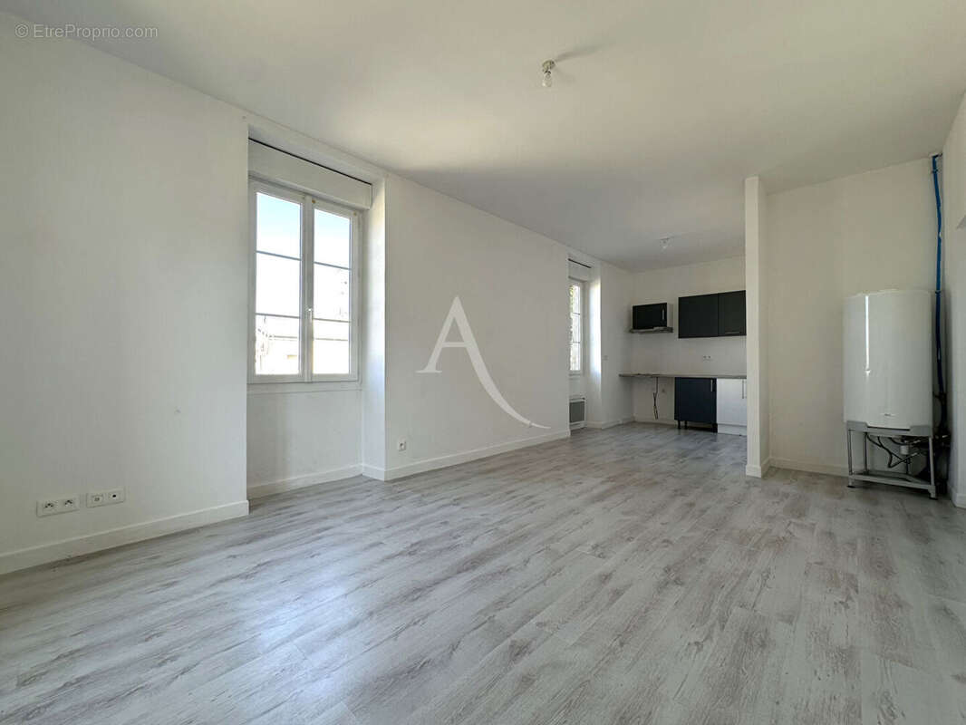 Appartement à COURDIMANCHE
