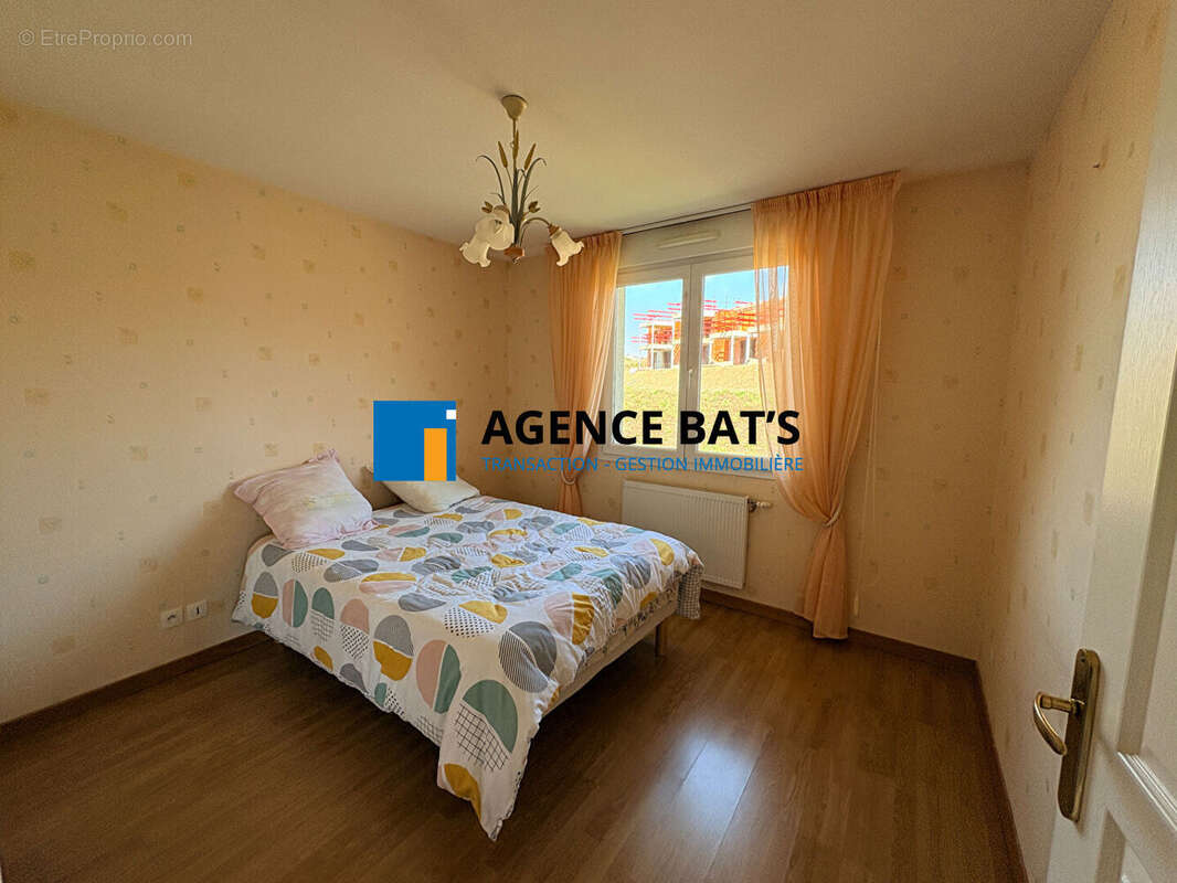 Photo 9 - Appartement à ROCHE-LA-MOLIERE