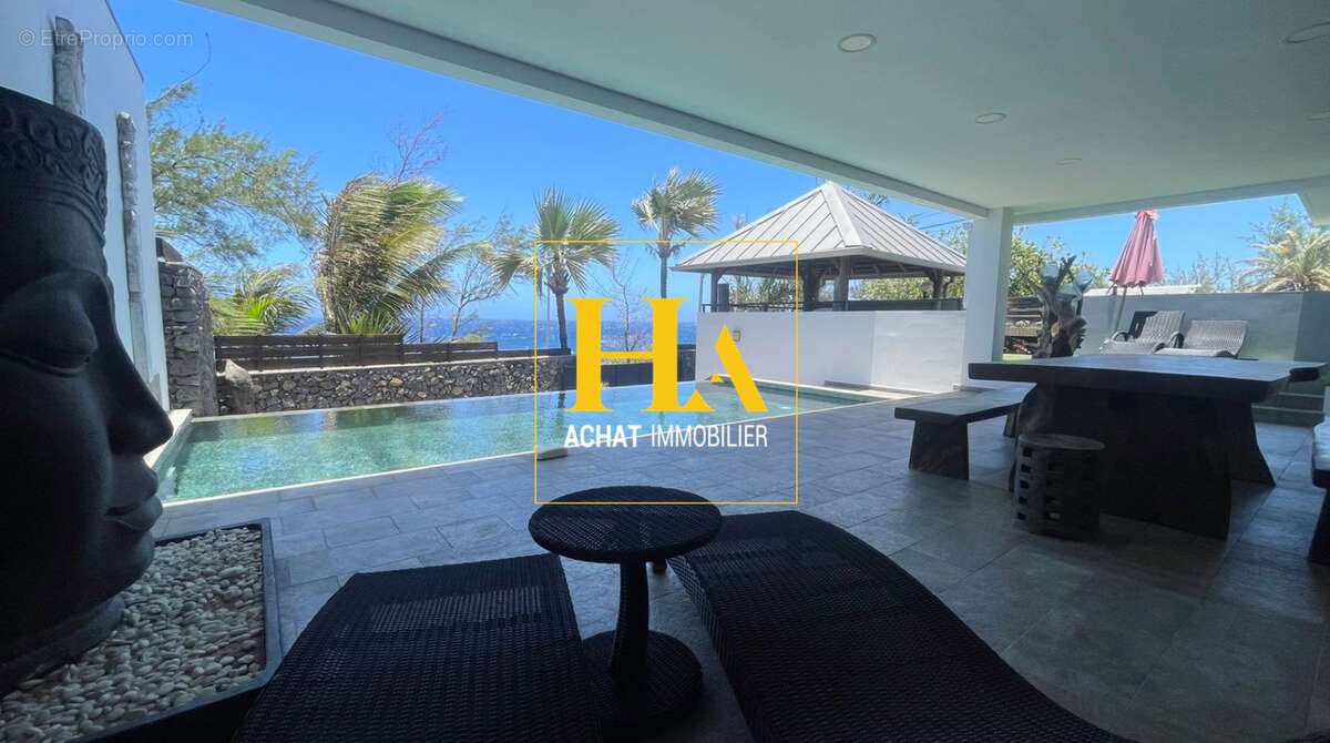 Maison à SAINT-PIERRE