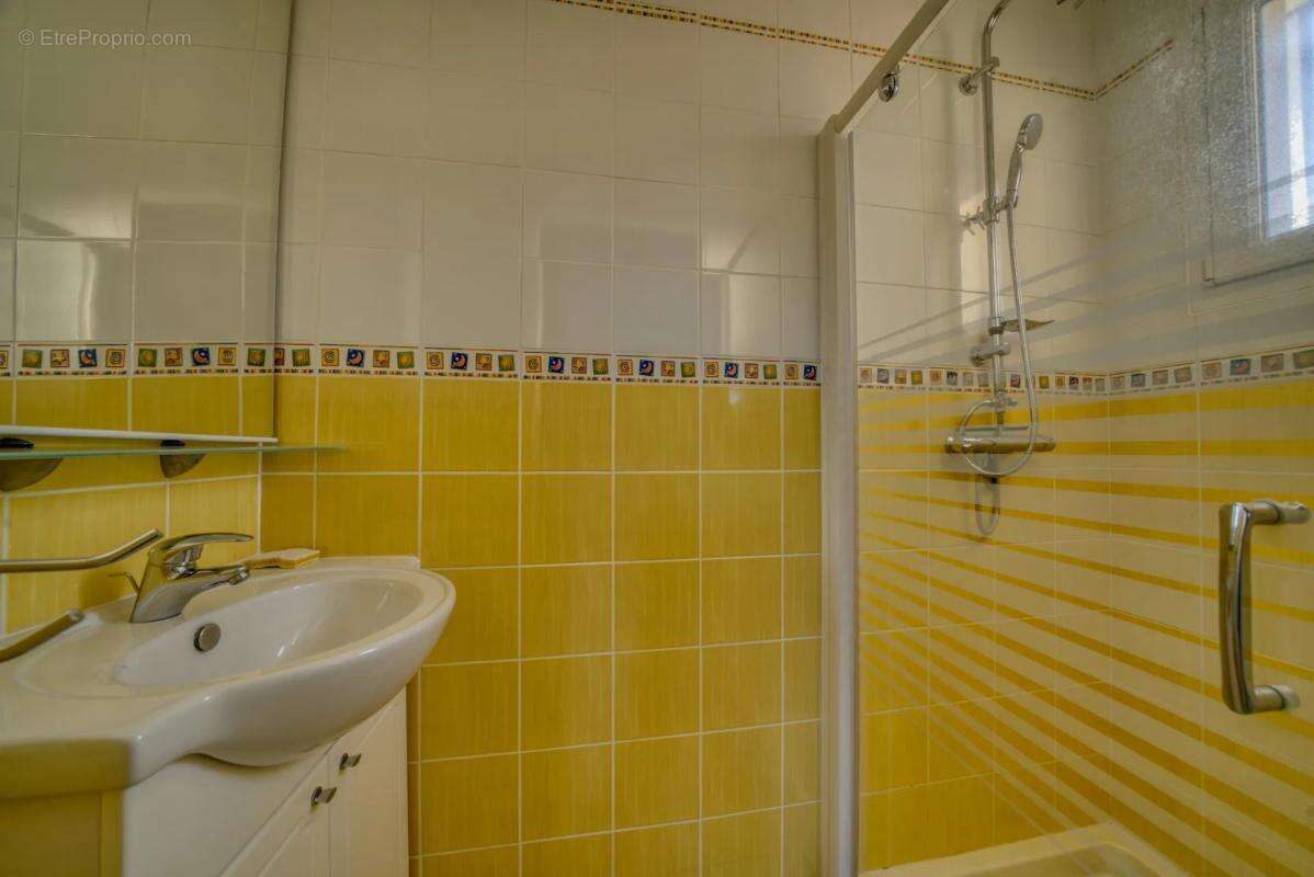 Maison à SAINT-SAVINIEN