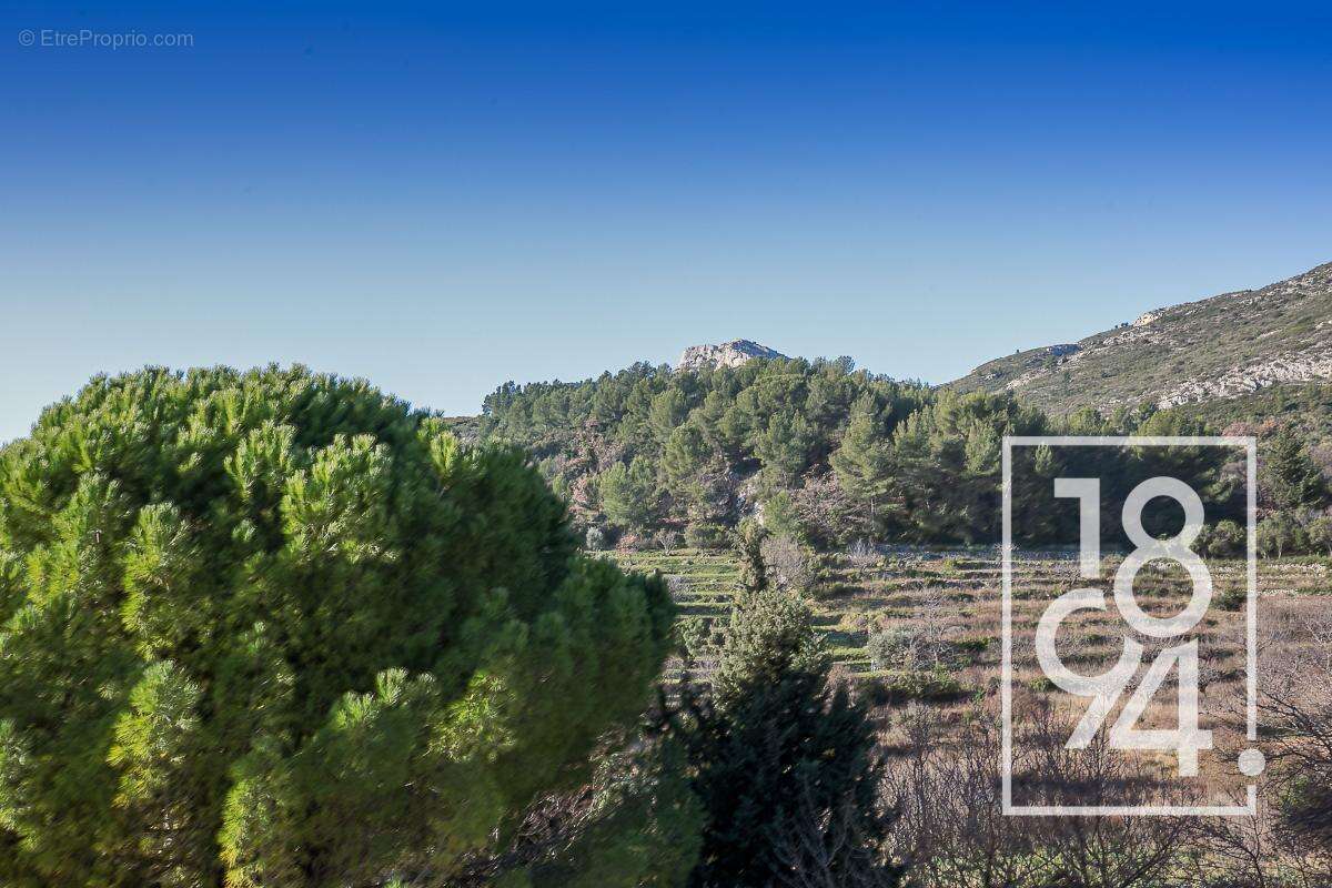 Maison à ROQUEVAIRE