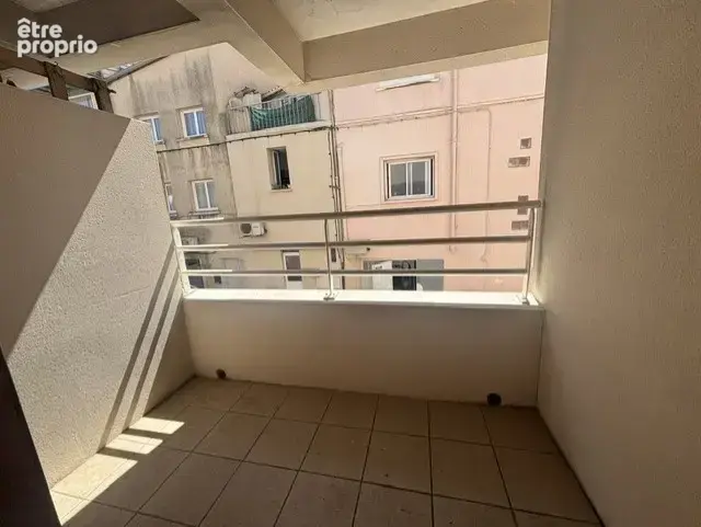PALAVAS Centre  ( Mer,rive droite ) proche MONTPELLIER  F3 de 47 m2 + Parking - photo 2