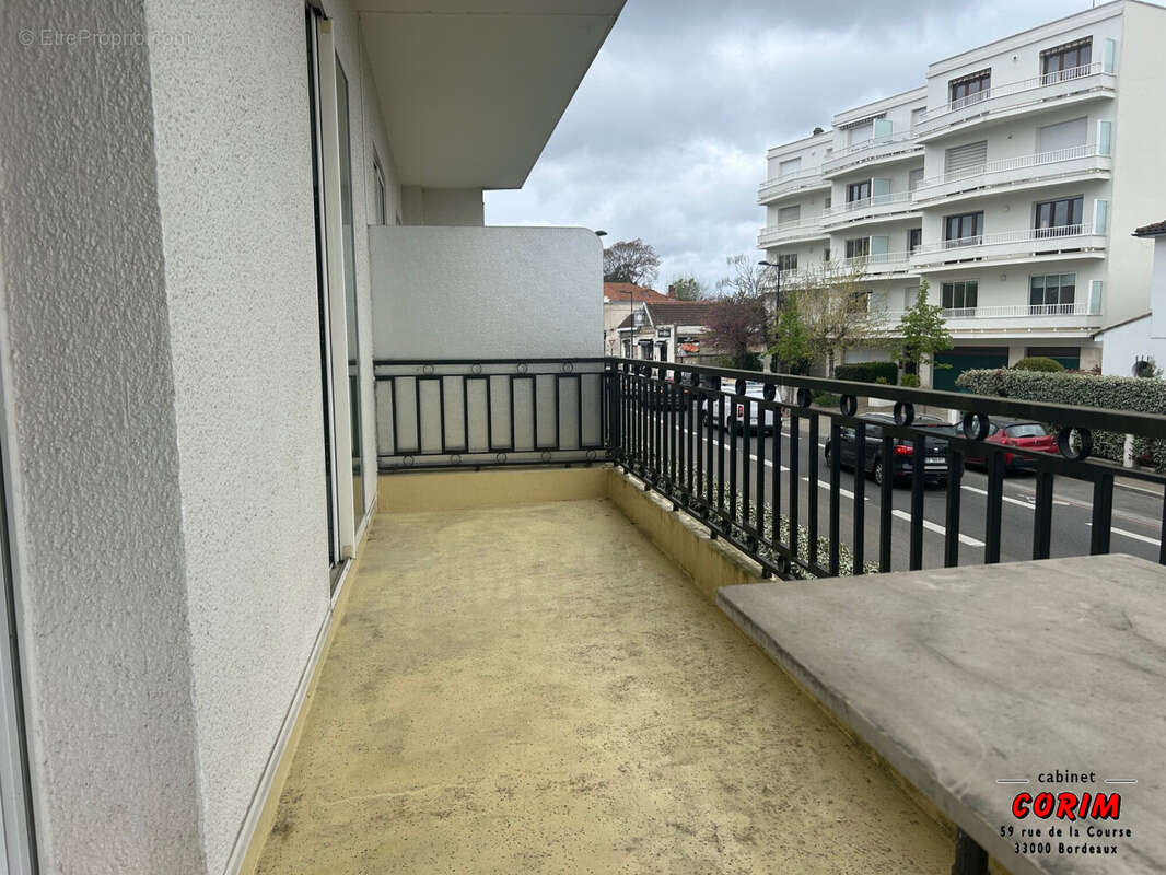 Appartement à BORDEAUX