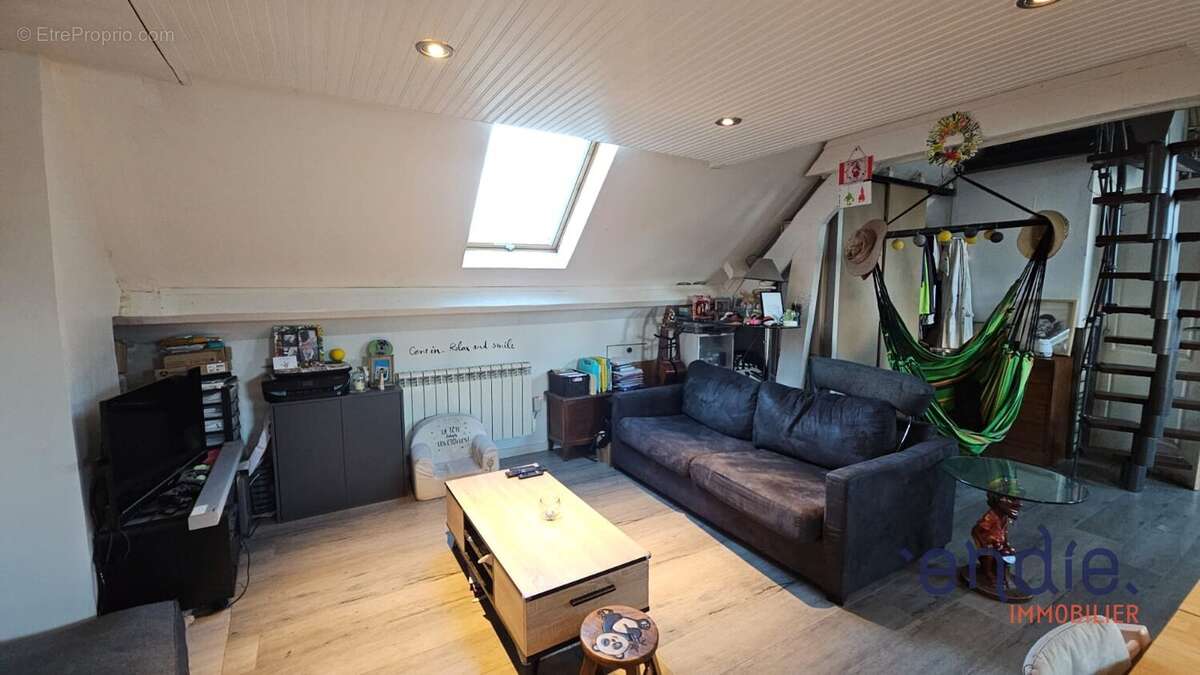 Appartement à NANTEUIL-LE-HAUDOUIN