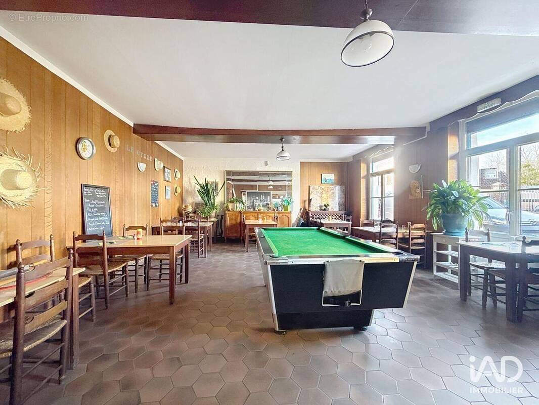 Photo 1 - Commerce à COULOMBS