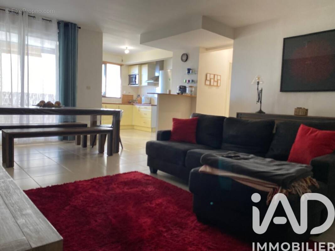 Photo 1 - Appartement à SAINT-DENIS