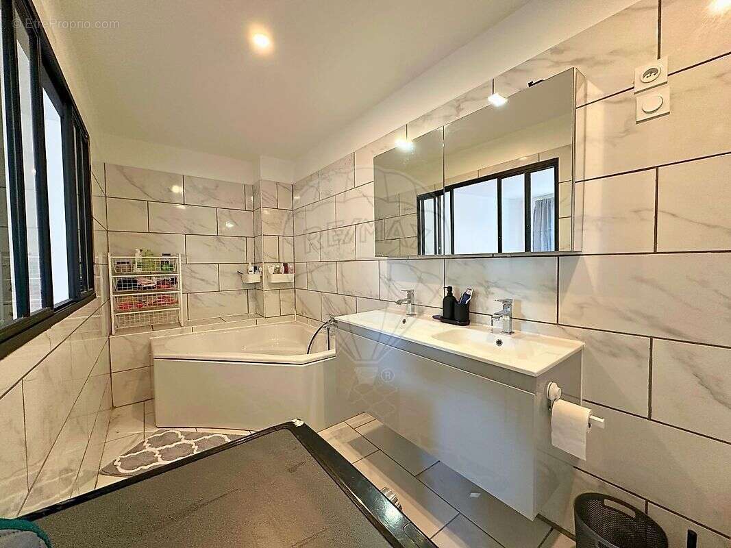 Maison à CREPY-EN-VALOIS