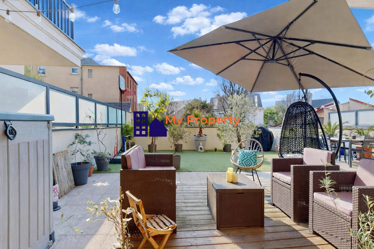 Appartement à LA GARENNE-COLOMBES