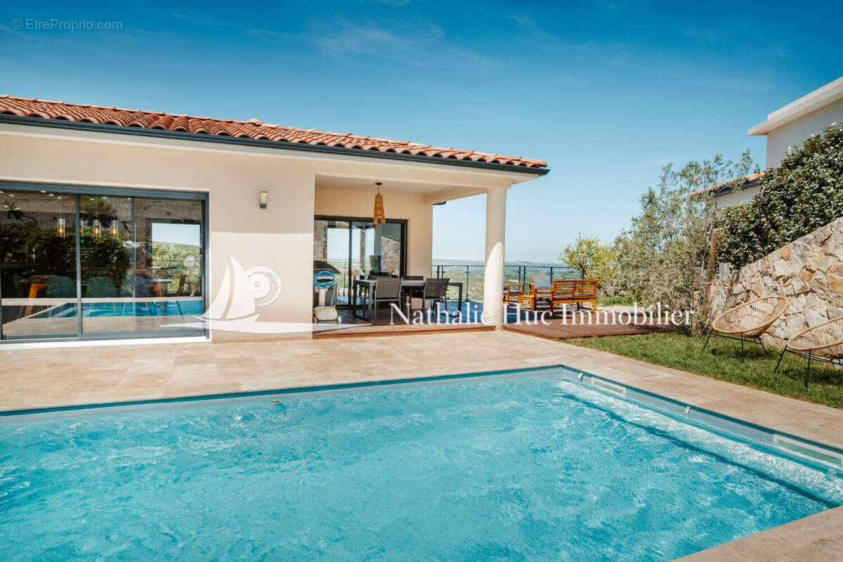 Maison 145 m² à Treilles  - photo 2