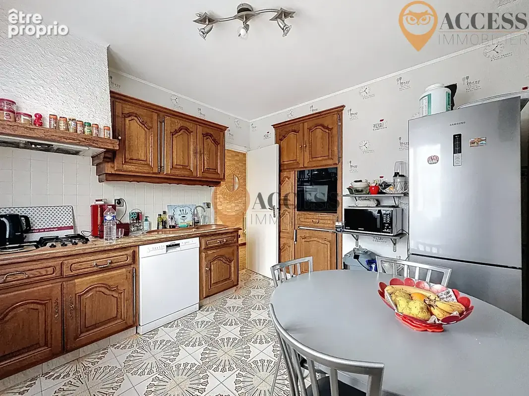 DEUIL LA BARRE - Maison 6 pièces de 141m2 avec sous-sol total ! - photo 8