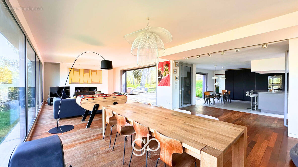 Maison à CASTELNAU-LE-LEZ