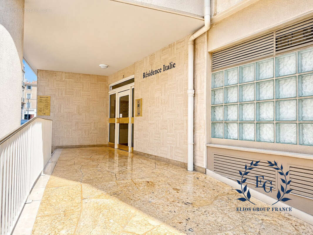Appartement 89 m² à Marseille-6e  - photo 9