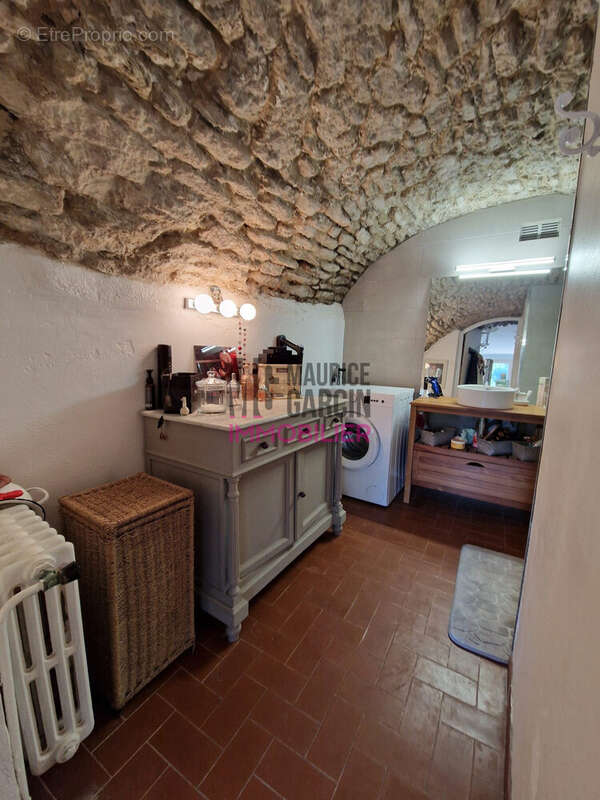 Maison à SAUMANE-DE-VAUCLUSE