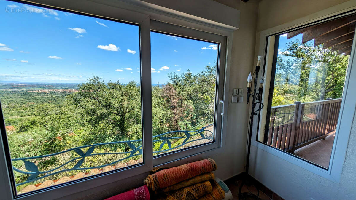 Maison à LAROQUE-DES-ALBERES