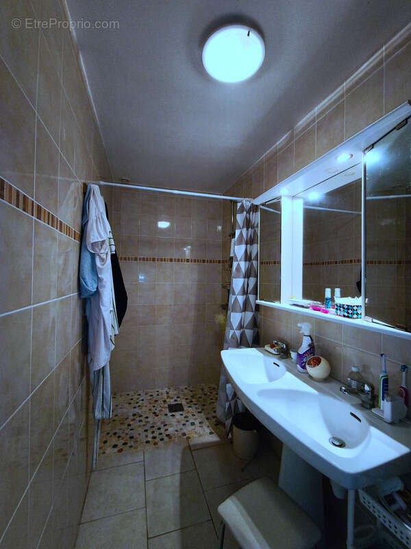 Maison à MAUZE-SUR-LE-MIGNON