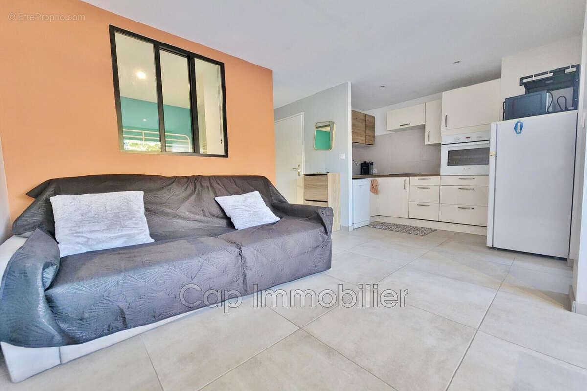 Appartement 29 m² à Agde  - photo 6