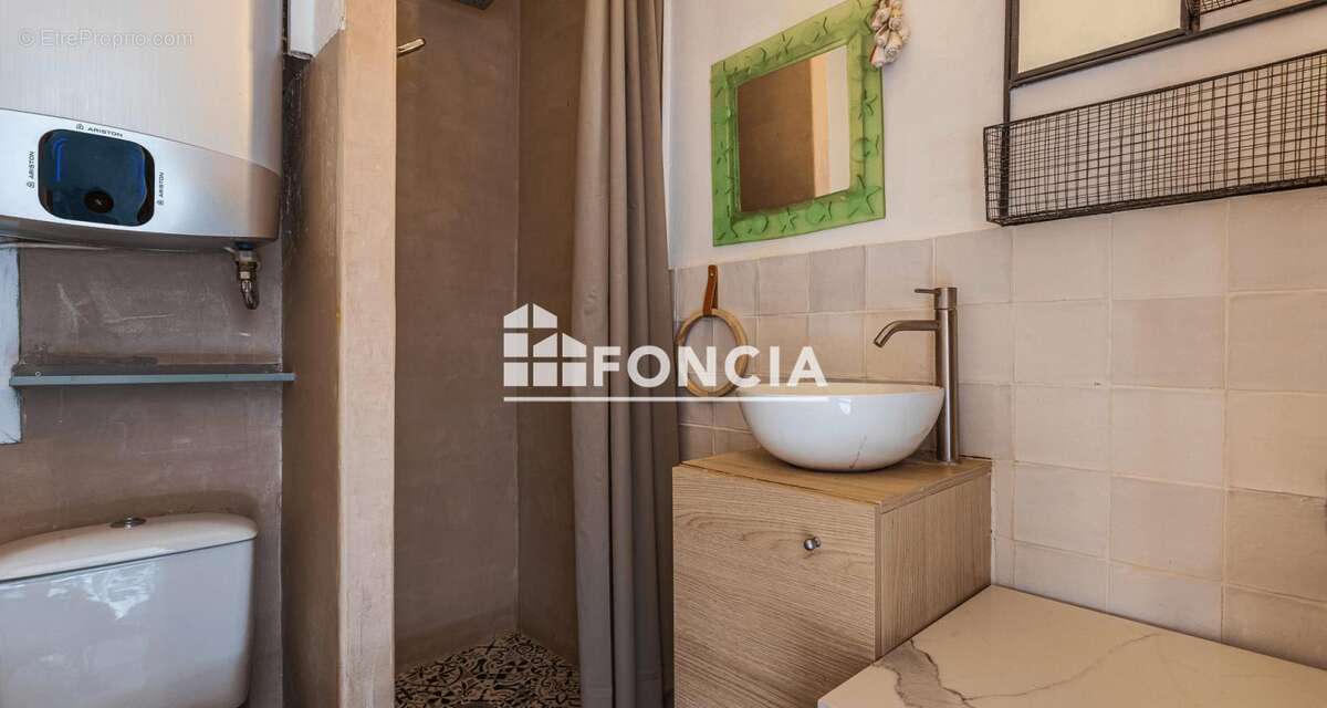 Appartement à LA CROIX-VALMER