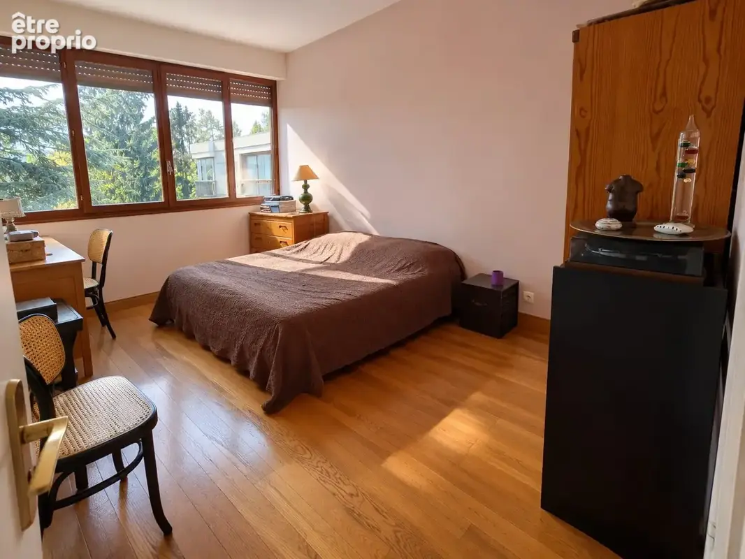 Appartement 5 pièces 97 m² à vendre à Fontenay-Le-Fleury (78330) - photo 5