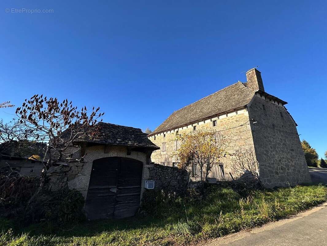 Maison à MONTEZIC