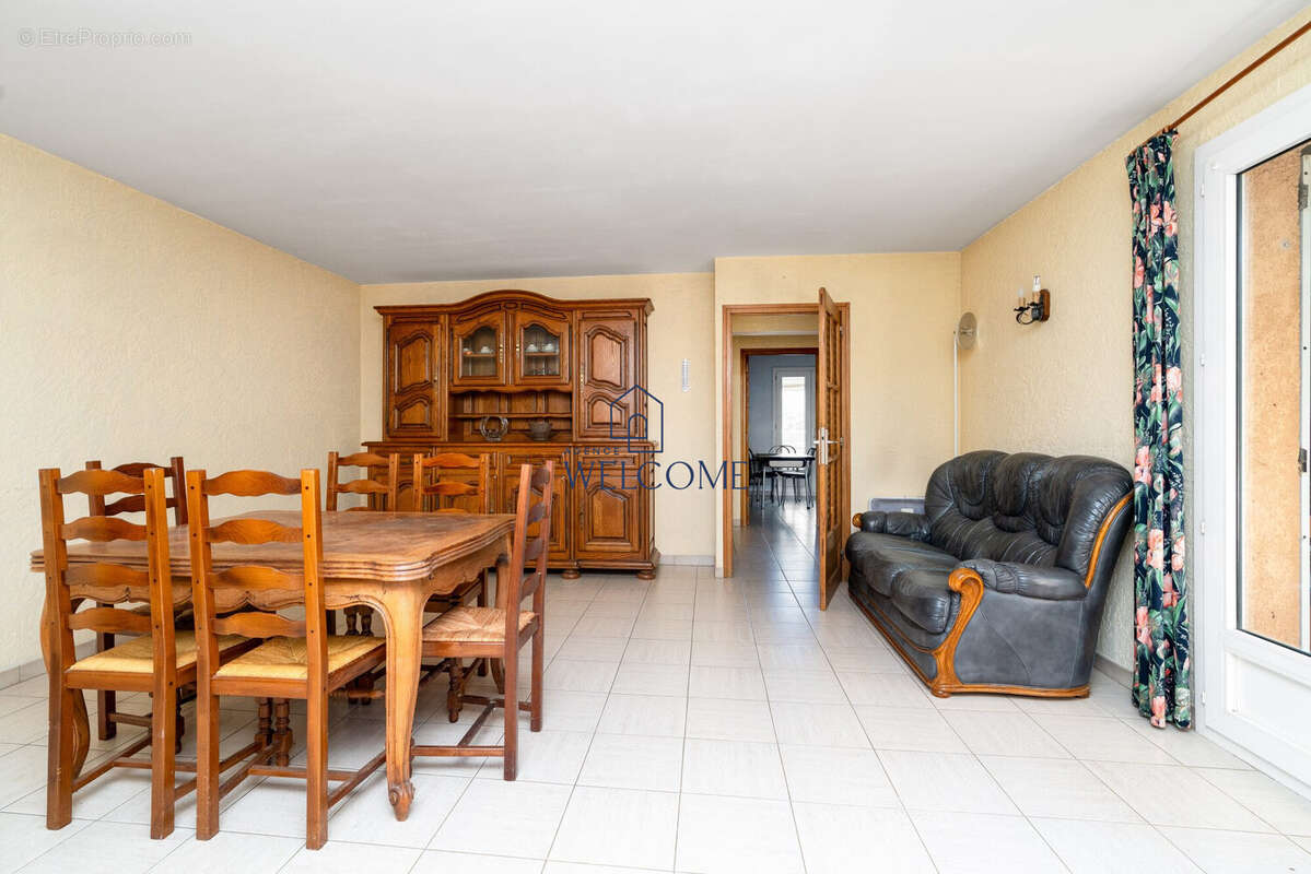 Maison à SAINT-MATHIEU-DE-TREVIERS