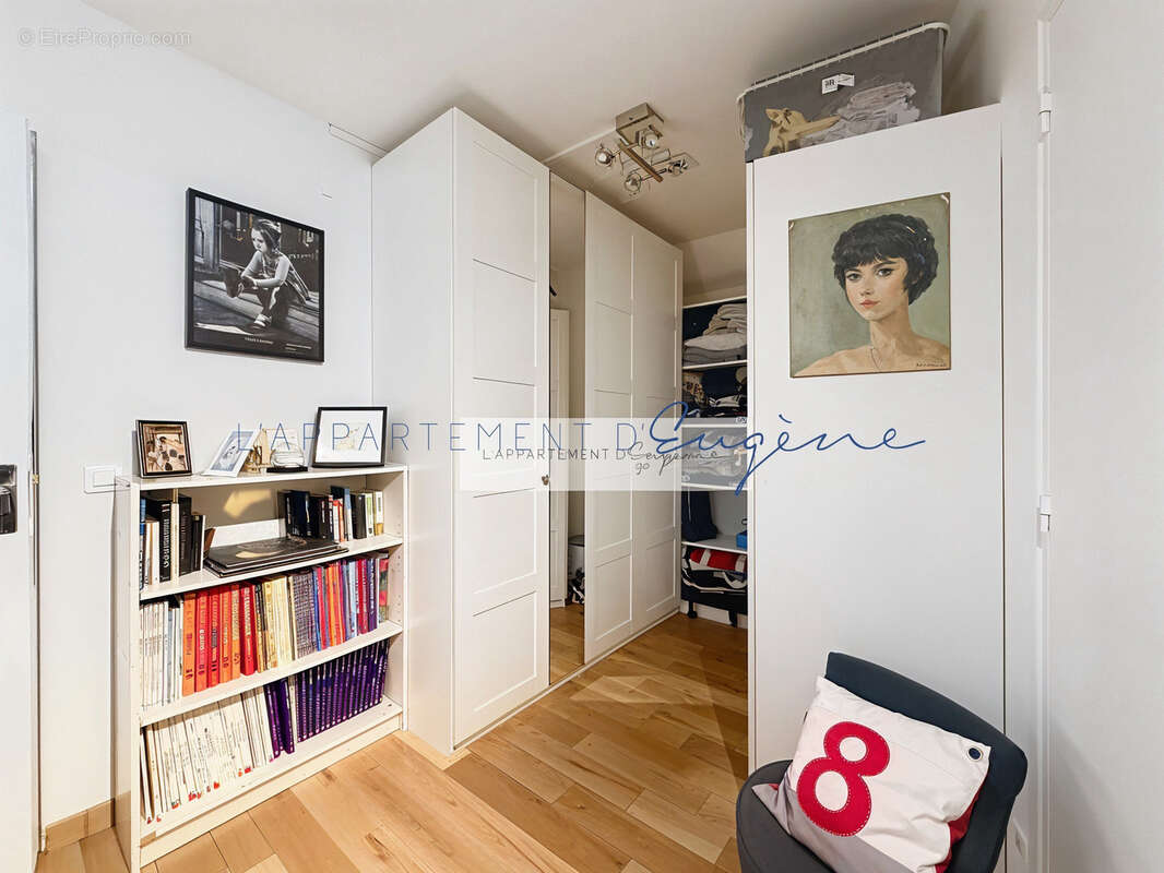 Appartement à PARIS-20E