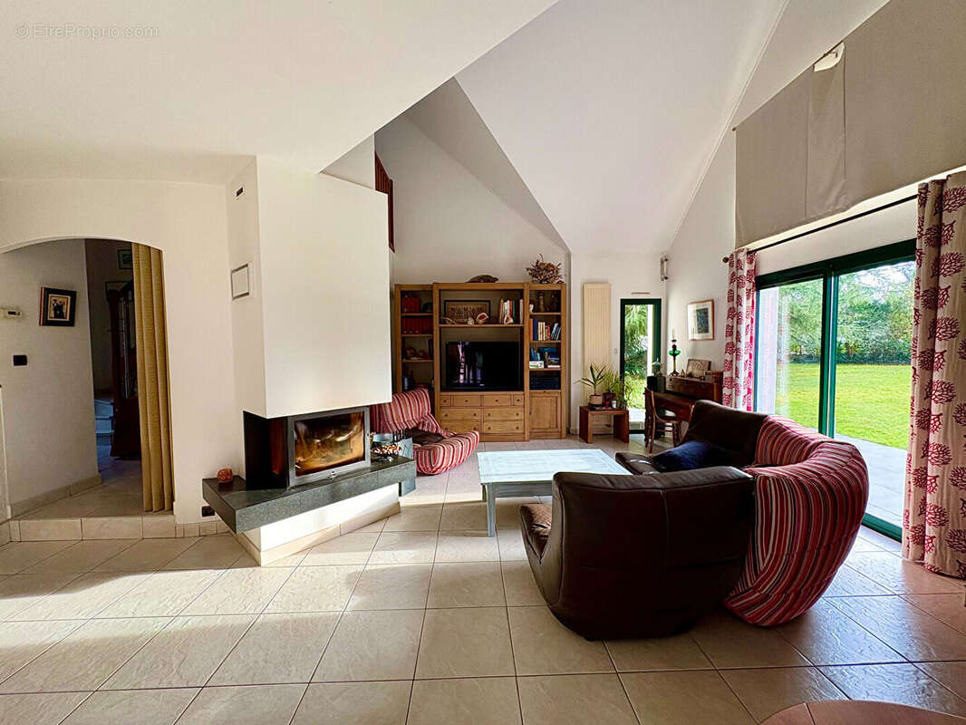 Maison à LA CHAPELLE-SUR-ERDRE