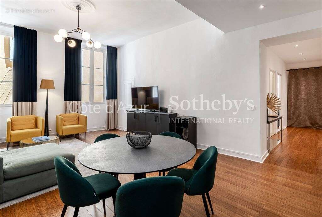 Appartement de caractère au cœur du Vieux-Nice à deux pas de la Place Rossetti - photo 2