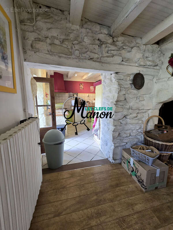 Propriété pierres 3 chambres + gîte CHATEAUPONSAC - photo 5