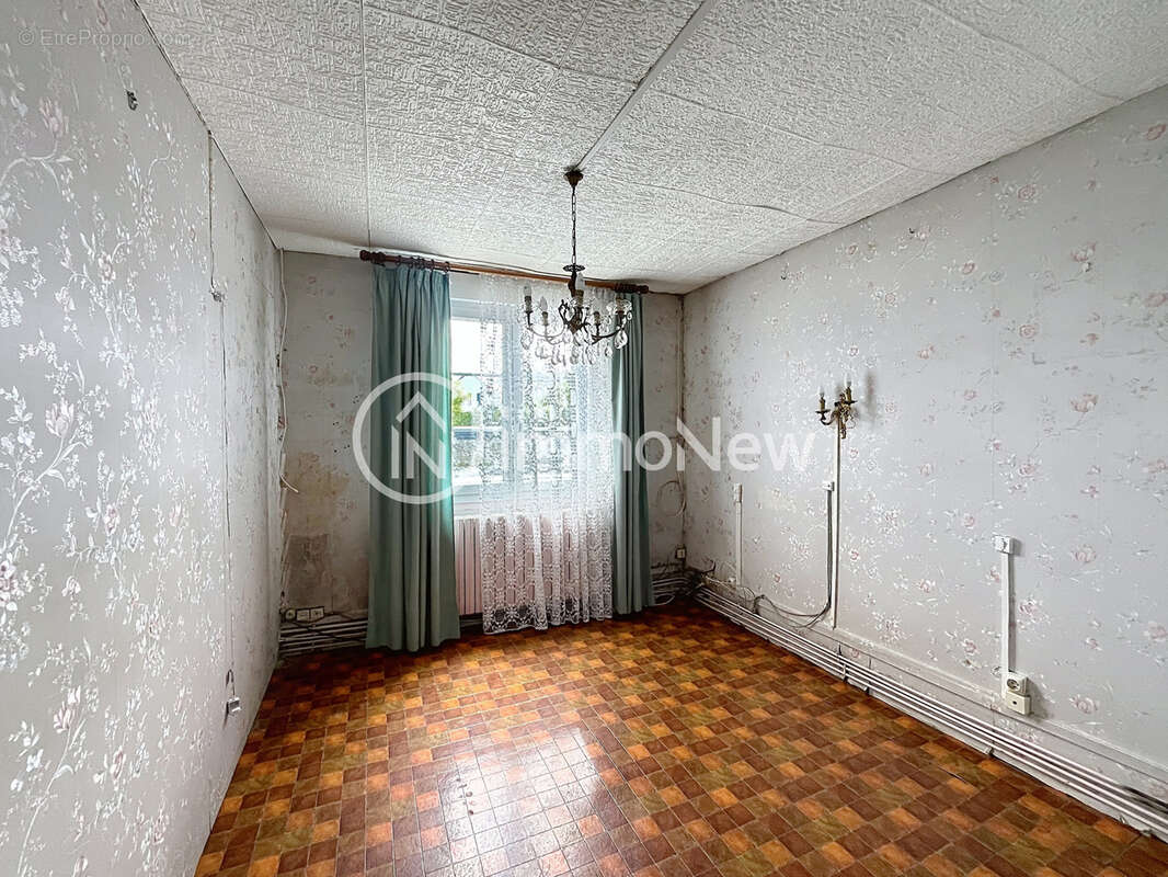 Une maison avec garage non attenant dans le centre de DONVILLE LES BAINS - photo 6