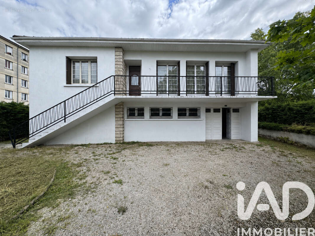 Photo 2 - Maison à LA ROCHEFOUCAULD