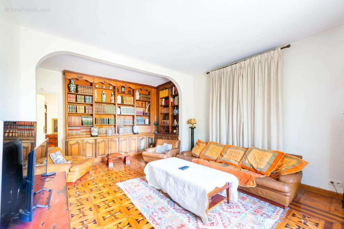 Maison à MAISONS-LAFFITTE