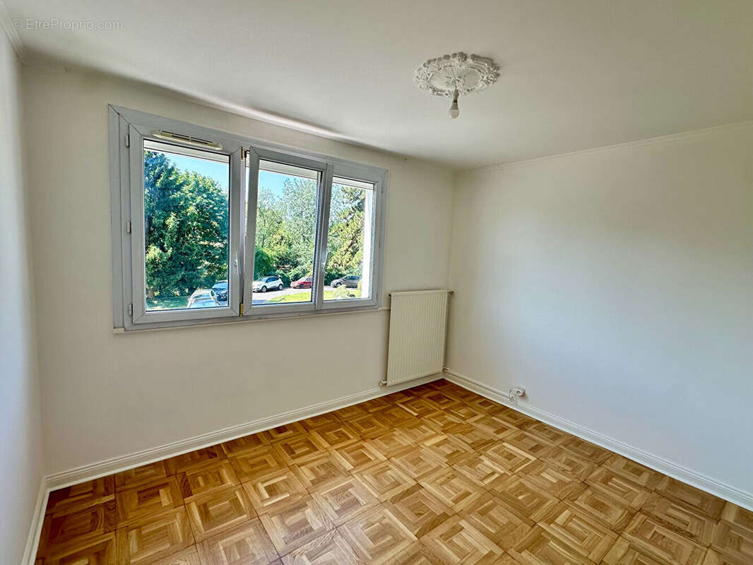 Appartement Neuilly Sur Marne 4 pièce(s) 71.40 m2 - photo 8