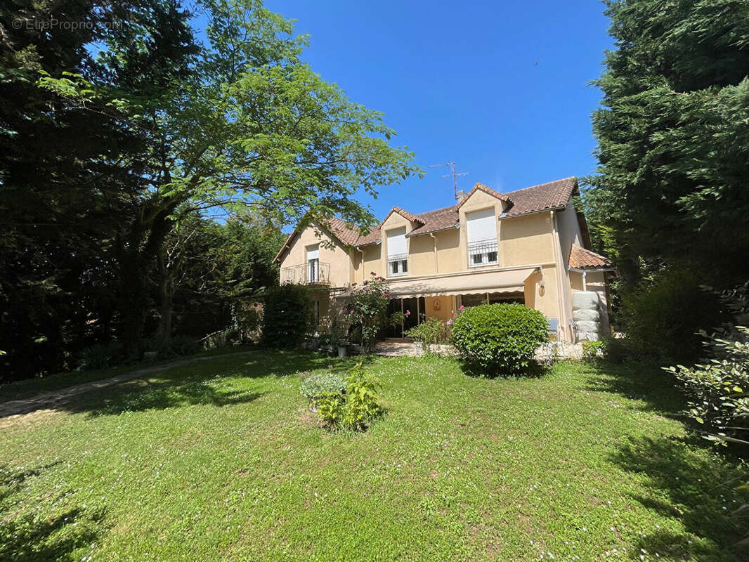 Maison à BUXEROLLES