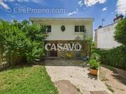 Maison à LE PLESSIS-ROBINSON