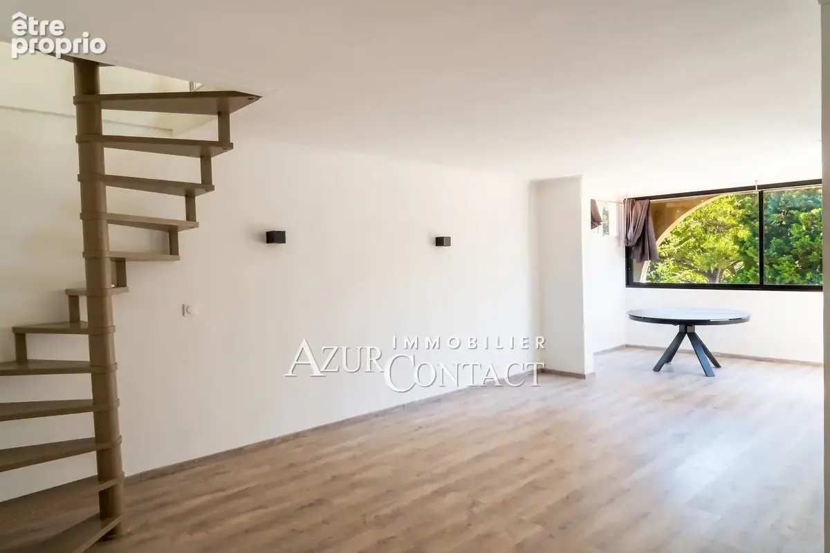 Photo Appartement à Mougins au prix de 299 000€